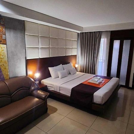 Collection O The Bangkok Cha Cha Suite Kültér fotó
