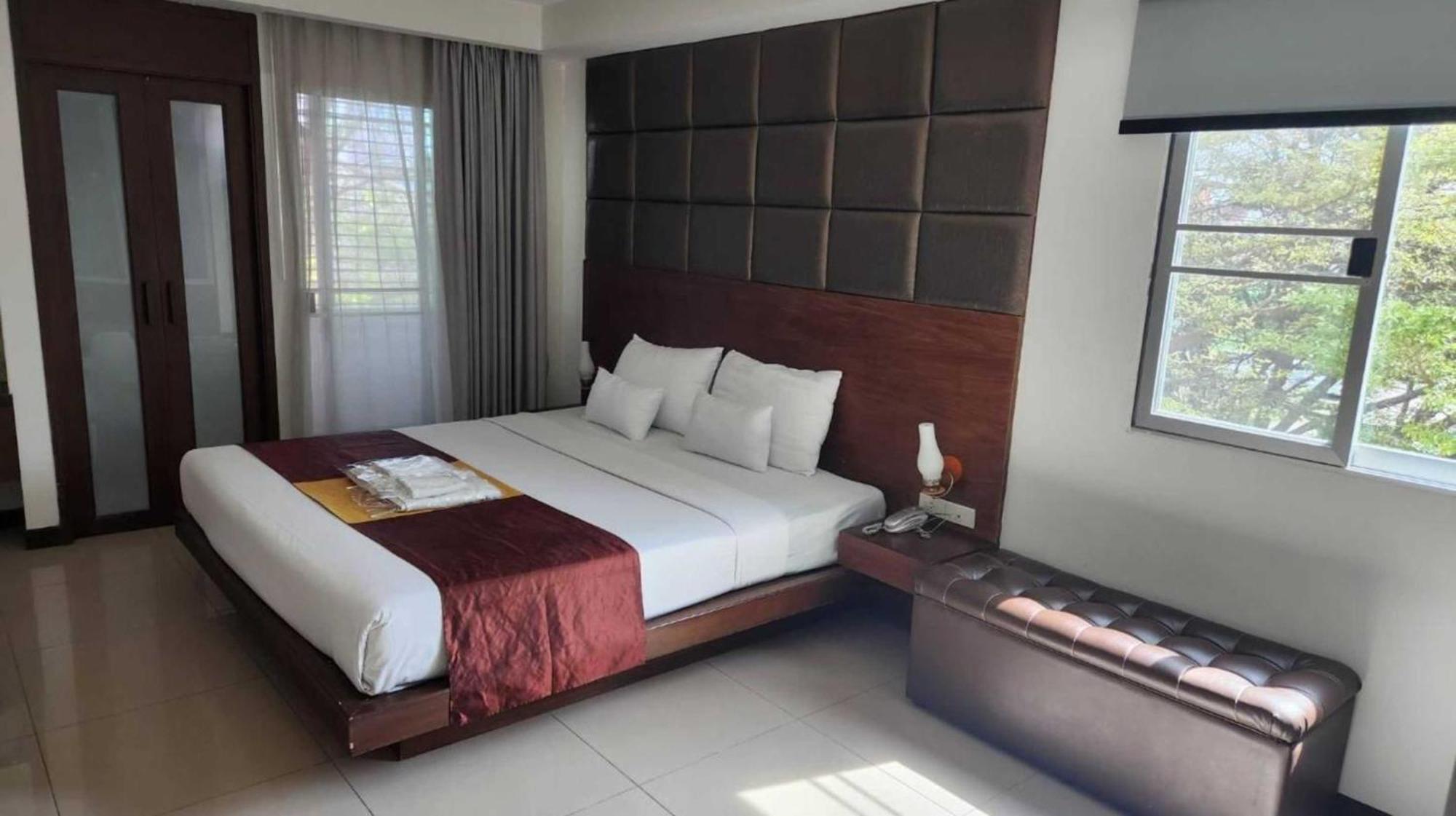 Collection O The Bangkok Cha Cha Suite Kültér fotó